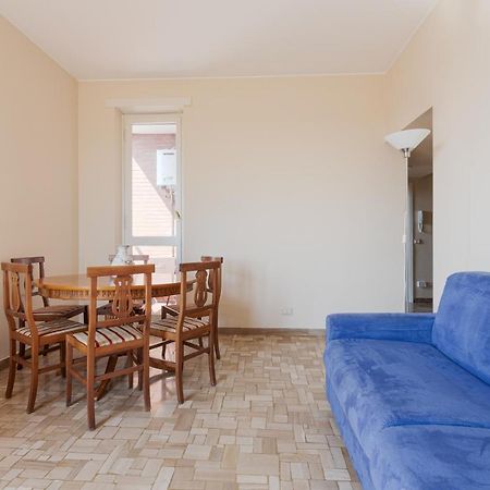 Milano - Roomy Apartment 300 M From M3 Affori Fn! Eksteriør bilde